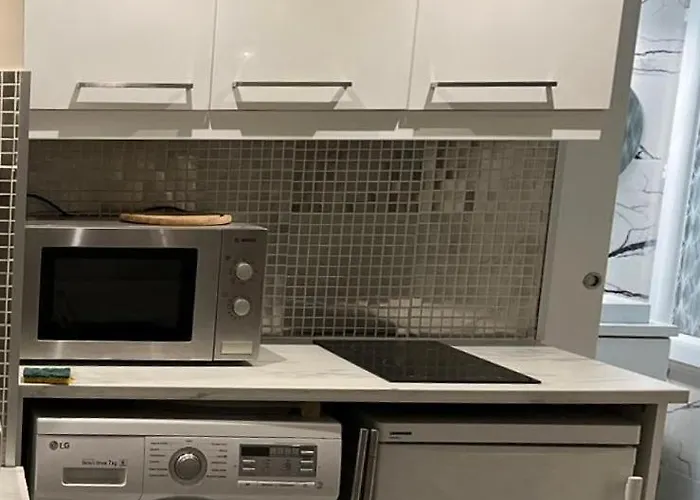 A 2 Minutes De Lafayette * Париж