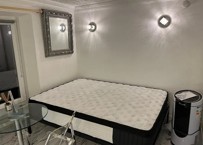 Appartement A 2 Minutes De Lafayette Parijs